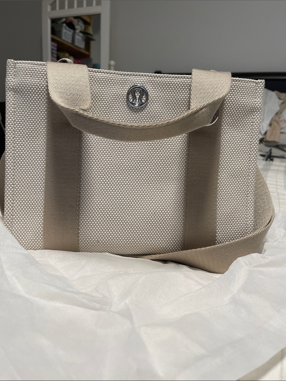Preloved Lululemon athletica Beige Canvas Strap Tote